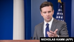 ارنسټ: د امریکا په مشرۍ ایتلافي ځواکونه د دې برید په مخنیوي کې مرسته کوي.