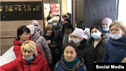  Москвада эмгек акысын өндүрө албай жүргөн кыргызстандык мигранттар. 2021-жыл, март айы.