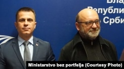 Dragoslav Bokan (desno) u društvu ministra bez portfelja Đorđa Milosavljevića na predstavljanju tima Vlade koji će sprovoditi projekat "Srpski nacionalni interesi – juče, danas, sutra", mart 2025.