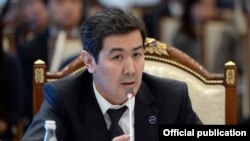 Руслан Акматбек.