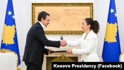 Албин Курти и Вјоса Османи во Приштина, 11.10.2025