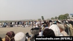 د اکتوبر پر ۳۰مه د بنو په بکاخېلو کې د شمالي وزيرستان کډوالو احتجاج پیل کړی دی