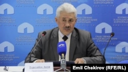 Турсунбек Акун