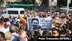 Денис Тенди акыркы сапарга узатуу учуру. 21-июль, 2018-жыл.