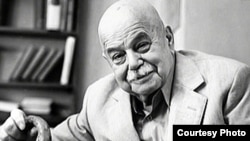 Виктор Шкловский.