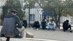 Diňle: Türkmen migrantlary gazanç üçin Gazagystany saýlaýar, serhetden geçmek kynlaşýar 