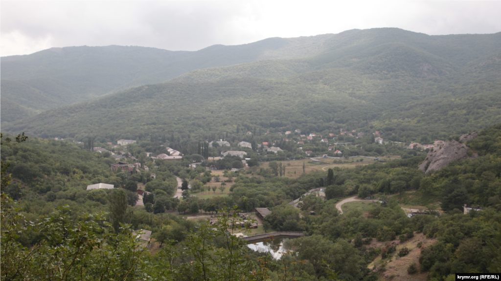 Вигляд на Краснокам'янку з грота