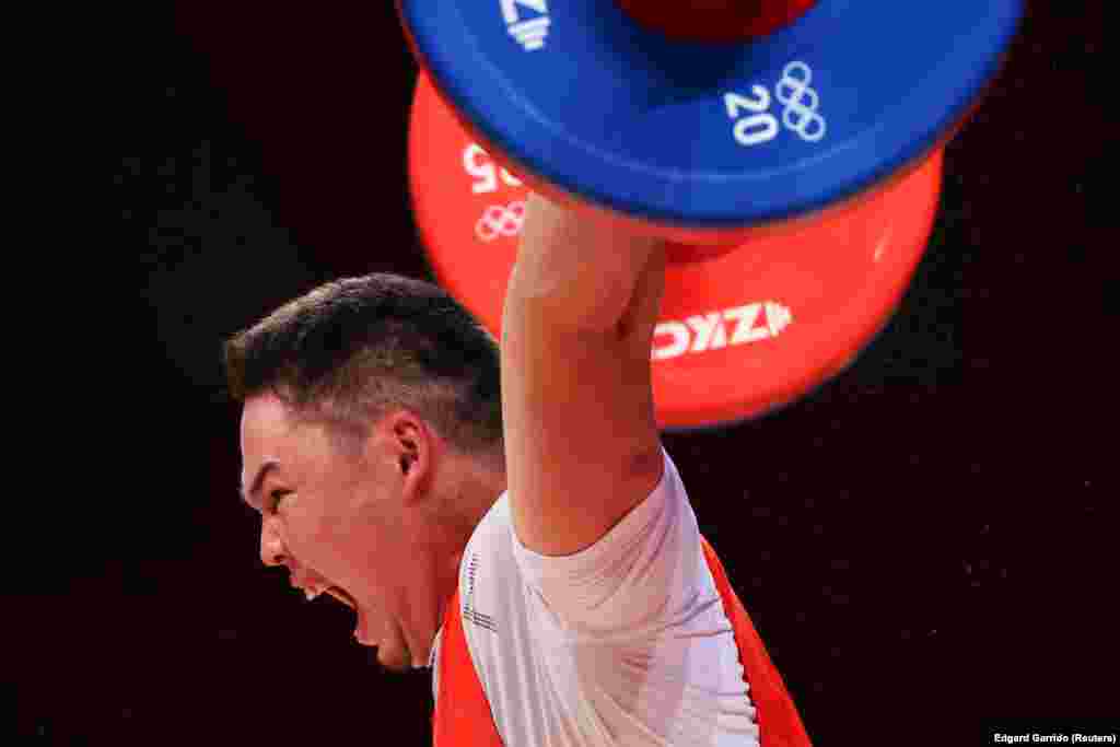 Бекдөөлөт Расулбеков эгемен Кыргызстандын тарыхында олимпиада оюндарына катышкан жетинчи оор атлетчи болуп калды.