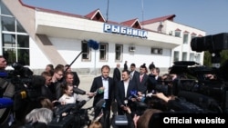 Евгений Шевчук и Влад Филат в Рыбнице, 2012 год