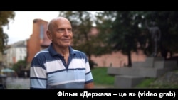 Ярослав Кендзьор. На зйомках фільму про В. Чорновола «Держава – це я». Стоп-кадр