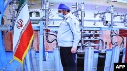 An official handout image shows an engineer observing a mechanical test inside Iran's Natanz uranium enrichment plant. (file photo)