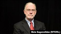 راس ویلسن، شارژدافیر سفارت امریکا در کابل