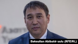 Рахат Сулайманов.