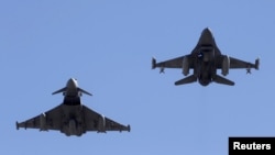 Avioane de luptă Eurofighter Typhoon. Fotografie generică