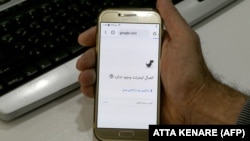 Толибон дар аксар минтақаҳои Афғонистон интернетро бастанд.