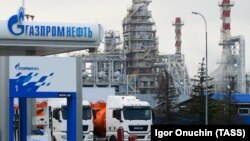 Автозаправна станція «Газпром нафта» біля Афіпського нафтопереробного заводу, архівне фото