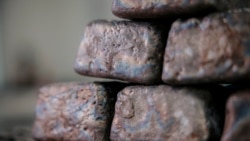 Diňle: Hytaý ABŞ bilen söwda urşunda näme üçin seýrek ýer minerallary boýunça täsirini görkezýär?