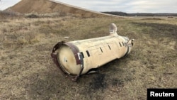 Rămășițele unei rachete americane ATACMS, lansată de forțele armate ucrainene pe 25 noiembrie 2024, în regiunea Kursk din Rusia. Fotografie furnizată de Ministerul rus al Apărării.
