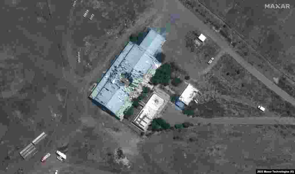 A building that was targeted at the Bid Kaneh military base. 