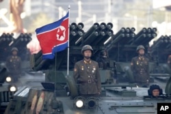 Війська КНДР мають більше досвіду гучних парадів, аніж реальних бойових дій