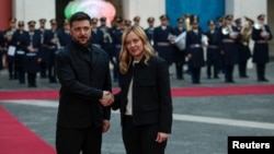 Украинский президент Владимир Зеленский встречается с премьер-министром Италии Джорджей Мелони в Риме, Италия, 9 декабря 2025 года