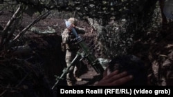 Українські мінометники ведуть вогонь по російській піхоті в районі Покровська. Фото: Прес-служба 93 ОМБр