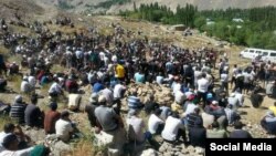 Акс аз Фейсбуки Pamir news гирифта шудааст.