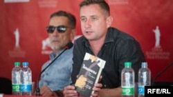 Олексій Горбунов (ліворуч) та Сергій Жадан (праворуч)