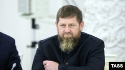 რამზან კადიროვმა უპასუხა კითხვას, „რა აფერხებს“ იტუმ-კალეს-შატილის საავტომობილო გზის მშენებლობას.