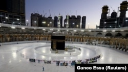 خانه کعبه در جریان شیوع همه‌گیری ویروس کرونا در جهان