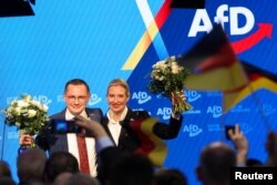 Co-liderii AfD Tino Chrupalla și Alice Weidel, după exit-poll de după alegerile din 23 februarie 2025