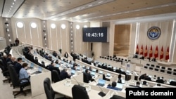 Жогорку Кеңеш.