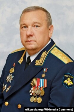 რუსი გენერალი ვლადიმირ შამანოვი, რუსეთის სახელმწიფო დუმის წევრი, 1996 წელს რუსეთ-ჩეჩნეთის პირველი ომის დროს რუსეთის ჯარების დაჯგუფების სარდალი