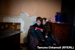 სალომე და საბა, მეგის შვილები