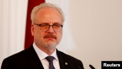 Латвійський президент завітав до України для участі в саміті «Кримської платформи» і відповів на запитання Радіо Свобода