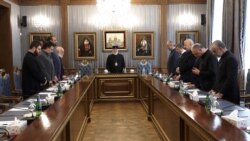 Մայր Աթոռը չի շտապում կարգալույծ անել վարչապետի ընդունելությանն արժանացած բարձրաստիճան հոգևորականներին 