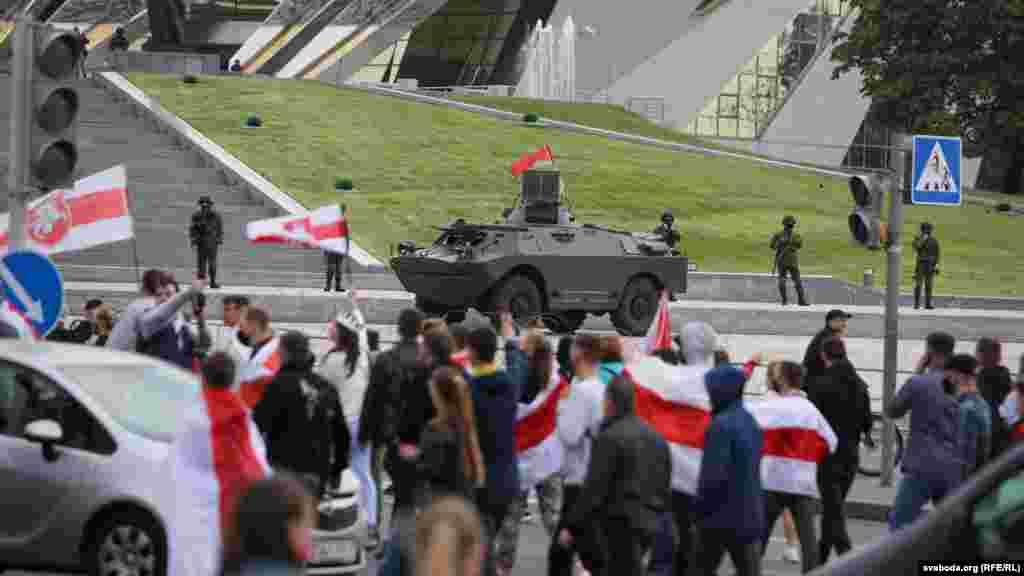Military equipment is seen on the streets of Minsk during the protest. Participants of the march shouted "Long live Belarus!" over it.