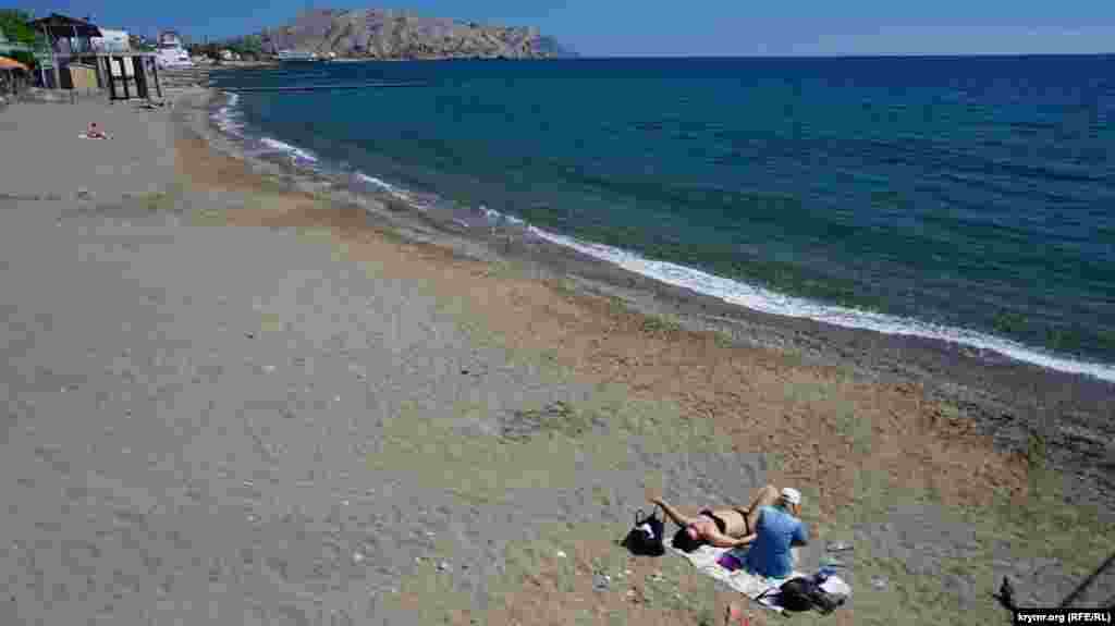 Но приезжие туристы, как правило, их игнорируют