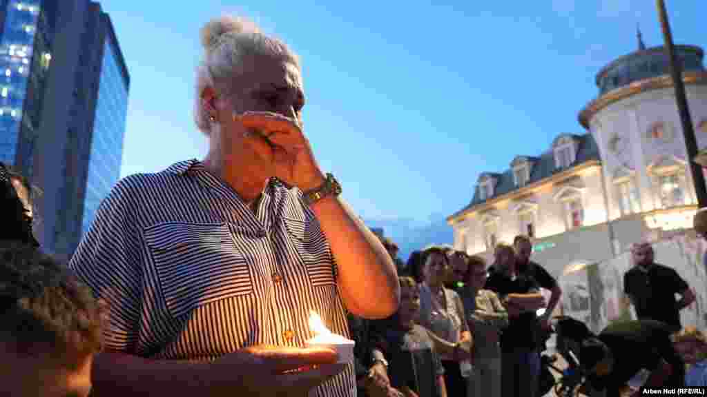 Ministri në detyrë i Punëve të Brendshme të Kosovës, Xhelal Sveçla, ka thënë se hetimet janë duke u zhvilluar me intensitet maksimal dhe se kushdo që rezulton fajtor për vdekjen e të riut, do të marrë dënimin e merituar.