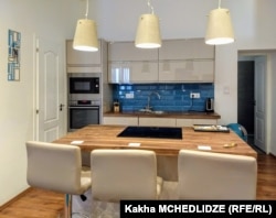 Airbnb-ის 4-ადგილიანი აპარტამენტი ბუდაპეშტში