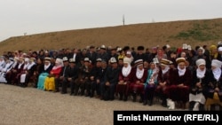 Митингге катышкан эл