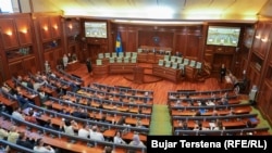 Deputetët kanë tentuar mbi 50 herë që ta konstituojnë Kuvendin, por pa sukses.