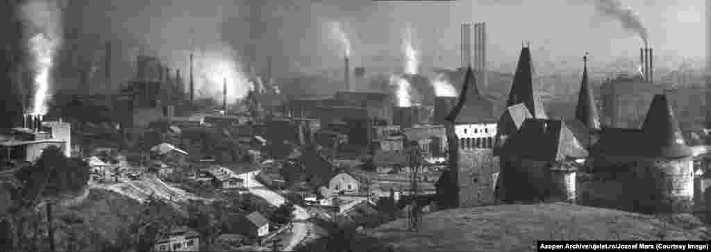 Szocs says that, for him, the image that most stands out from the thousands he has sifted through is this panoramic photo of the industrial landscape surrounding Corvin Castle (right). "That was the castle of the family of King Mathew of Hungary,&rdquo; Szocs said. &ldquo;Nowadays, there is nothing left [of this backdrop]; the whole industrial plant around the castle was torn down after 2000."
