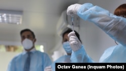 „Avem nevoie de fiecare dintre dumneavoastră... nu mâine, nu peste o săptămână, ci acum", a transmis coordonatorul campaniei de vaccinare, Valeriu Gheorghiță pe pagina de Facebook ROVaccinare.