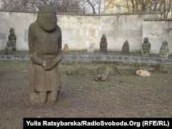 Половецька статуя