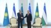 Президент Узбекистану Шавкат Мірзійоєв (праворуч) зустрічається зі своїм казахстанським колегою Касимом-Жомартом Токаєвим у Ташкенті у квітні 2019 року