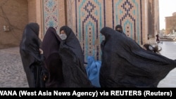 تصویر آرشیف: تعدادی از زنان در یکی از مساجد ولایت هرات 