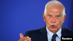 За словами Жозепа Борреля, і Лавров зможе повернутися до Кремля і повідомити, що ЄС і ОБСЄ «залишаються об’єднаними у засудженні щодо агресивної, протиправної поведінки Росії»