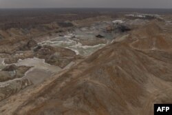 Так выглядит с высоты птичьего полета титановый карьер в Житомирской области, 28 февраля 2025 года