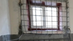 Diňle: Myrat Duşemowyň ejesine ogluny görmäge rugsat berilmedi